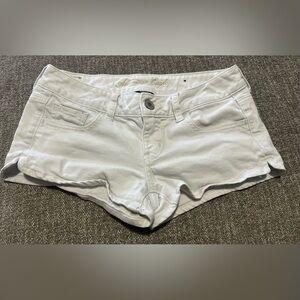 American Eagle Stretch Shorts Women’s Size 2 
Pre-owned